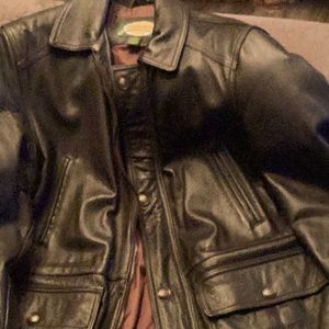 Cabelas XL black leather jacket
